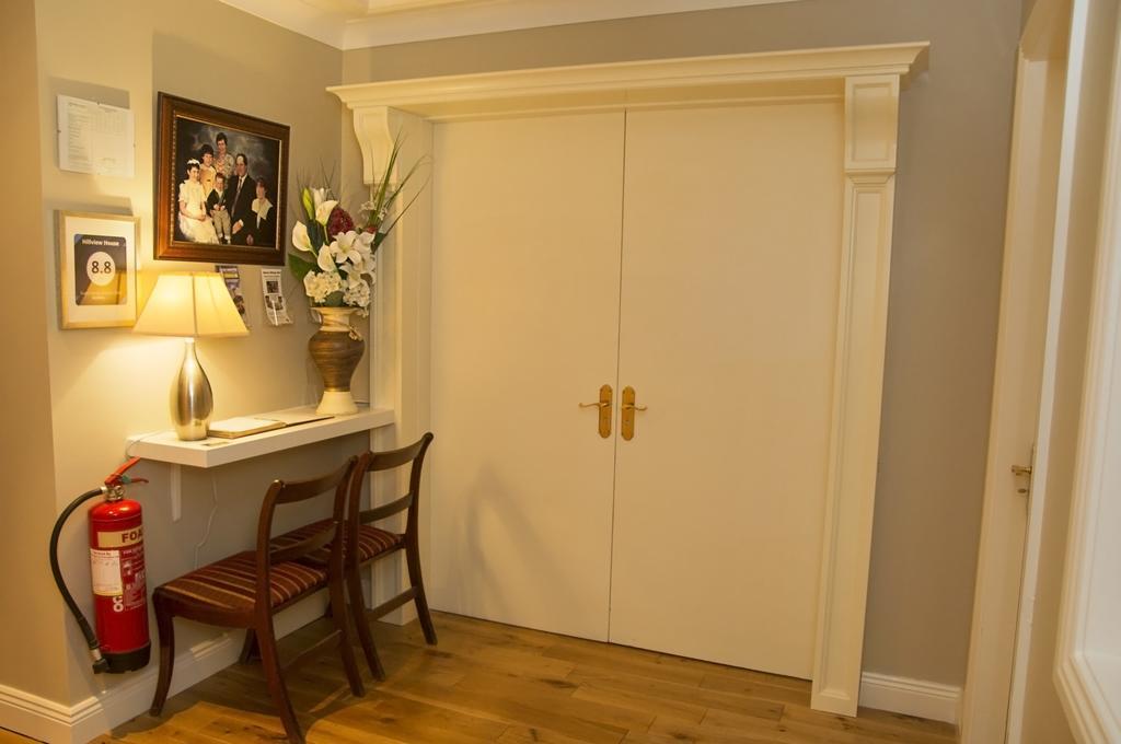 Hillview House Hotel Lusk Ngoại thất bức ảnh