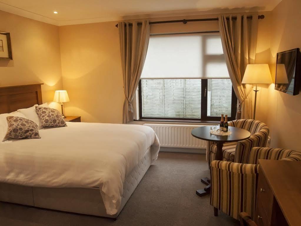 Hillview House Hotel Lusk Ngoại thất bức ảnh